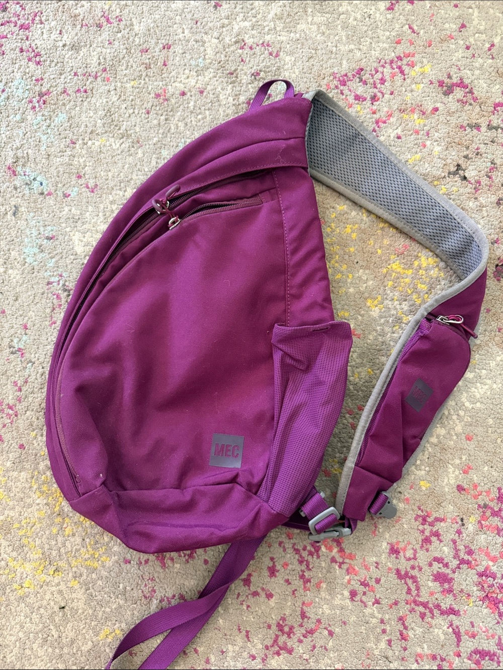 Mountain Equipment CoopPlum Sling Belt Bag — Comfortable Everyday Crossbody